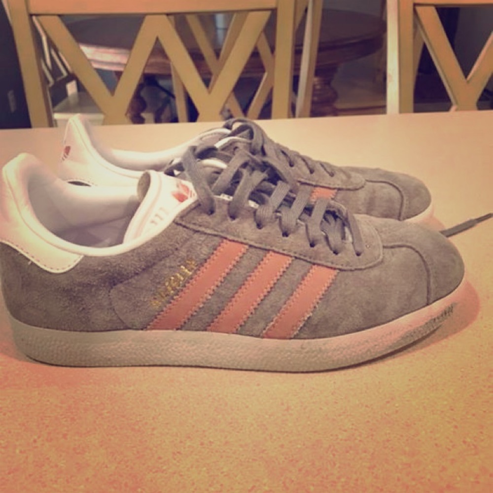 adidas gazelle size 6